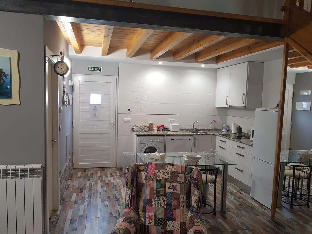 Apartamentos Santa Justa Ubiarco Exterior photo